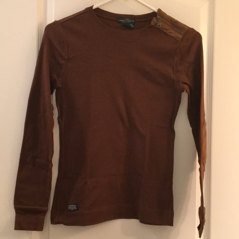 Women’s shirt